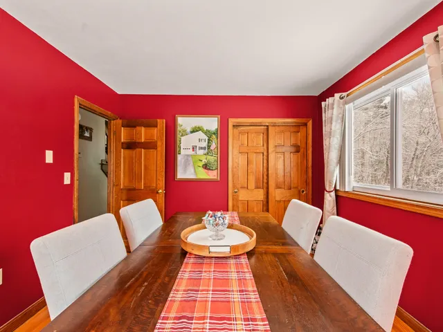 $625,000 | 4 Mcquade Brook Road, Bedford, NH 03110