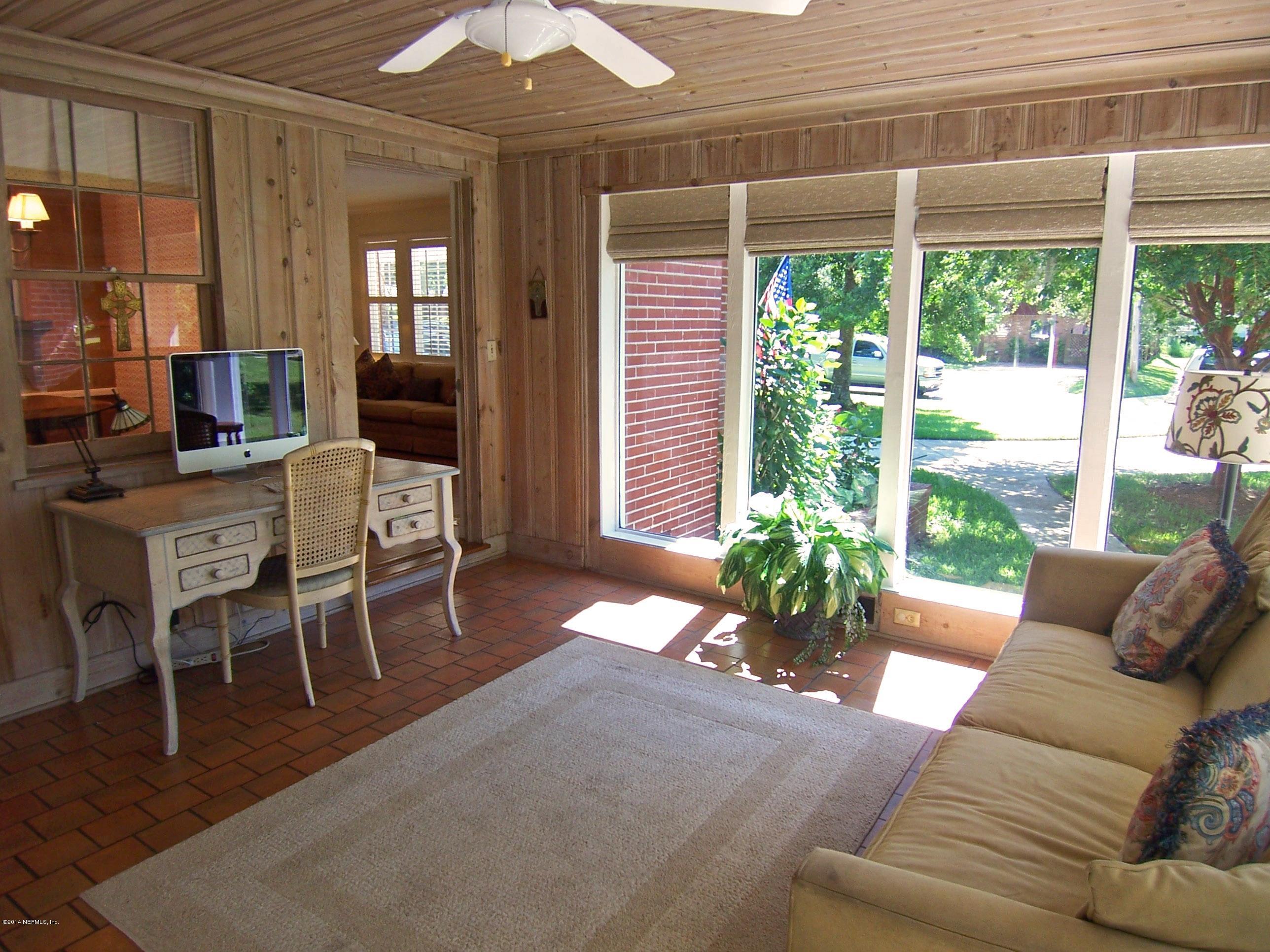 4134 Churchwell Road Jacksonville, FL 32210 - Photo 15 of 29 Sunroom