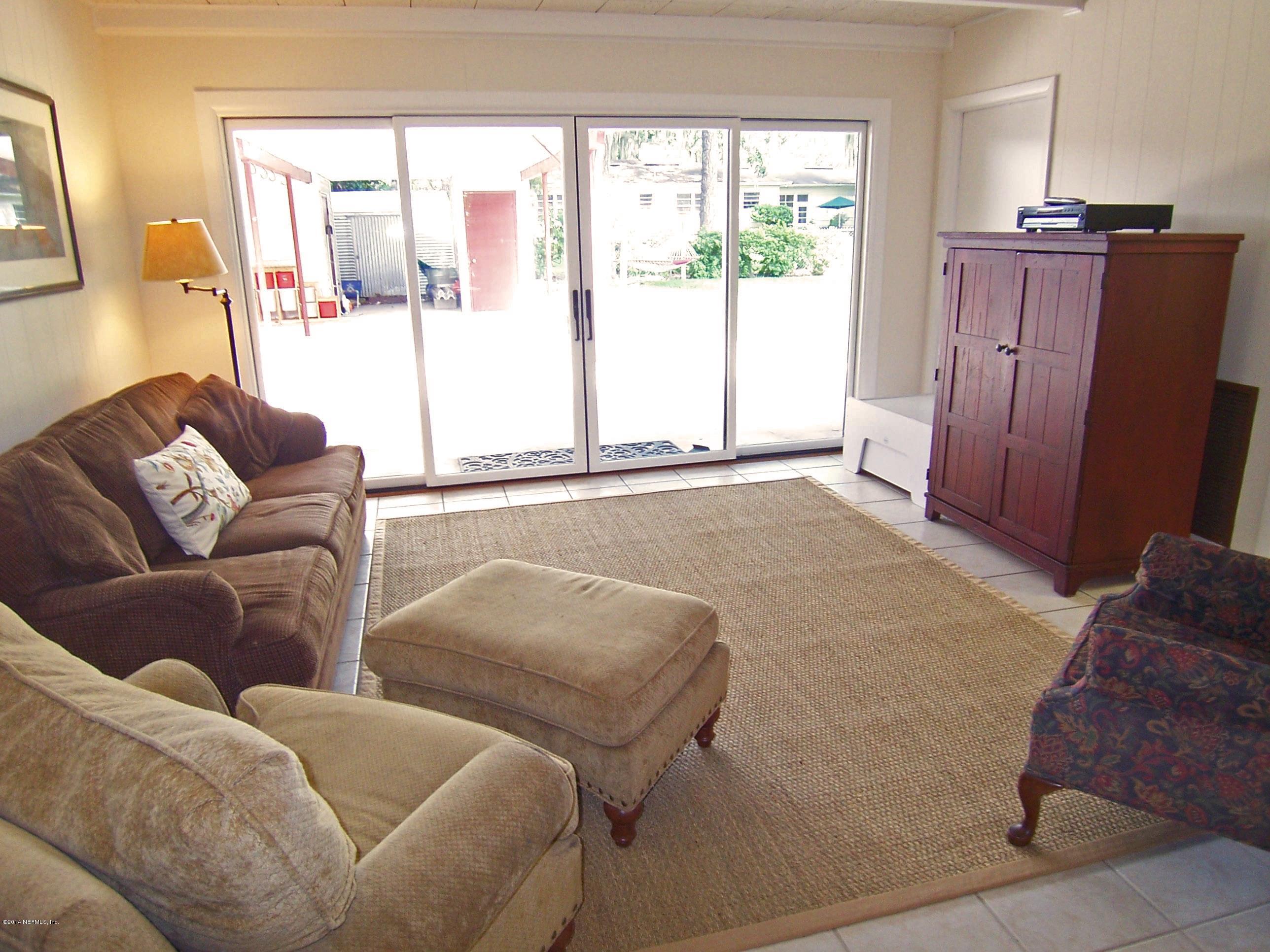 4134 Churchwell Road Jacksonville, FL 32210 - Photo 16 of 29 Family Room