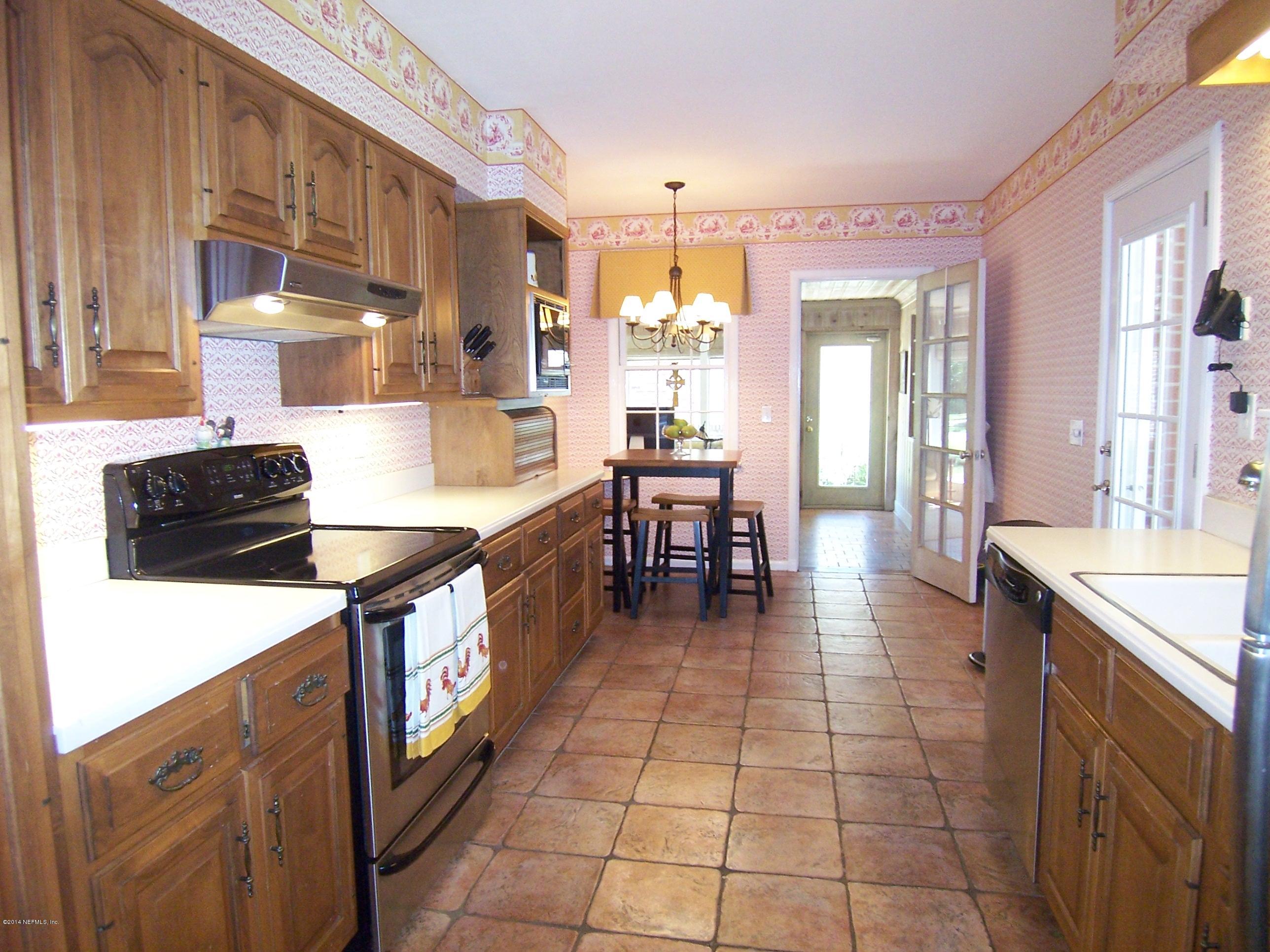 4134 Churchwell Road Jacksonville, FL 32210 - Photo 7 of 29 Kitchen