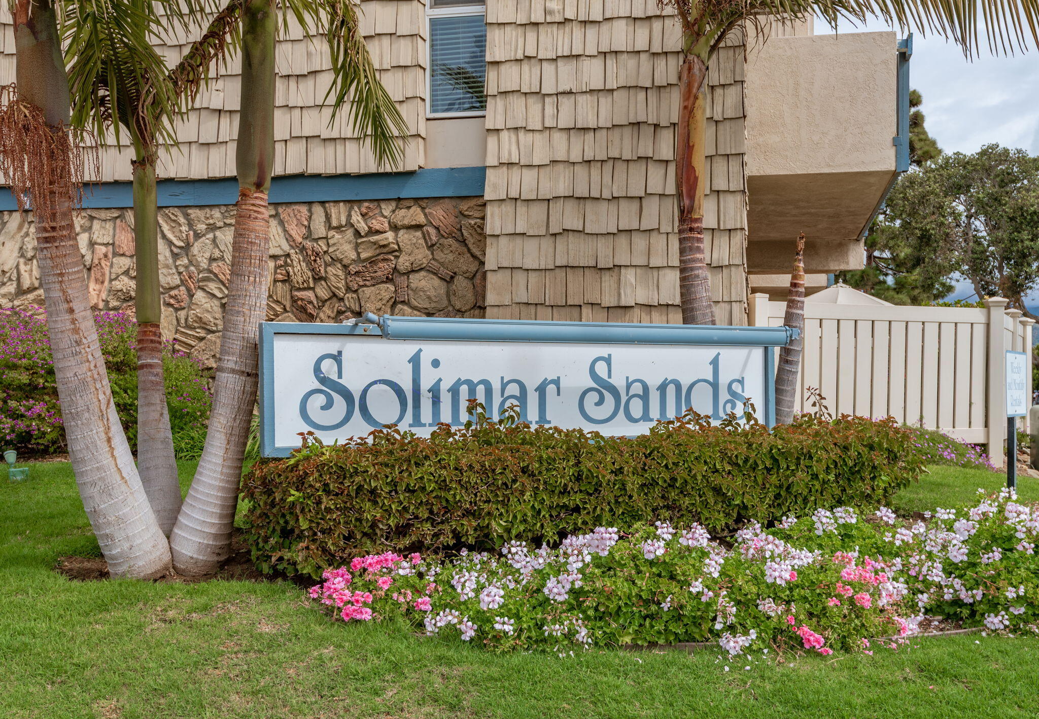 4700 Sandyland Road, Unit 35 Carpinteria, CA 93013 - Photo 20 of 38 a sign on the side of building