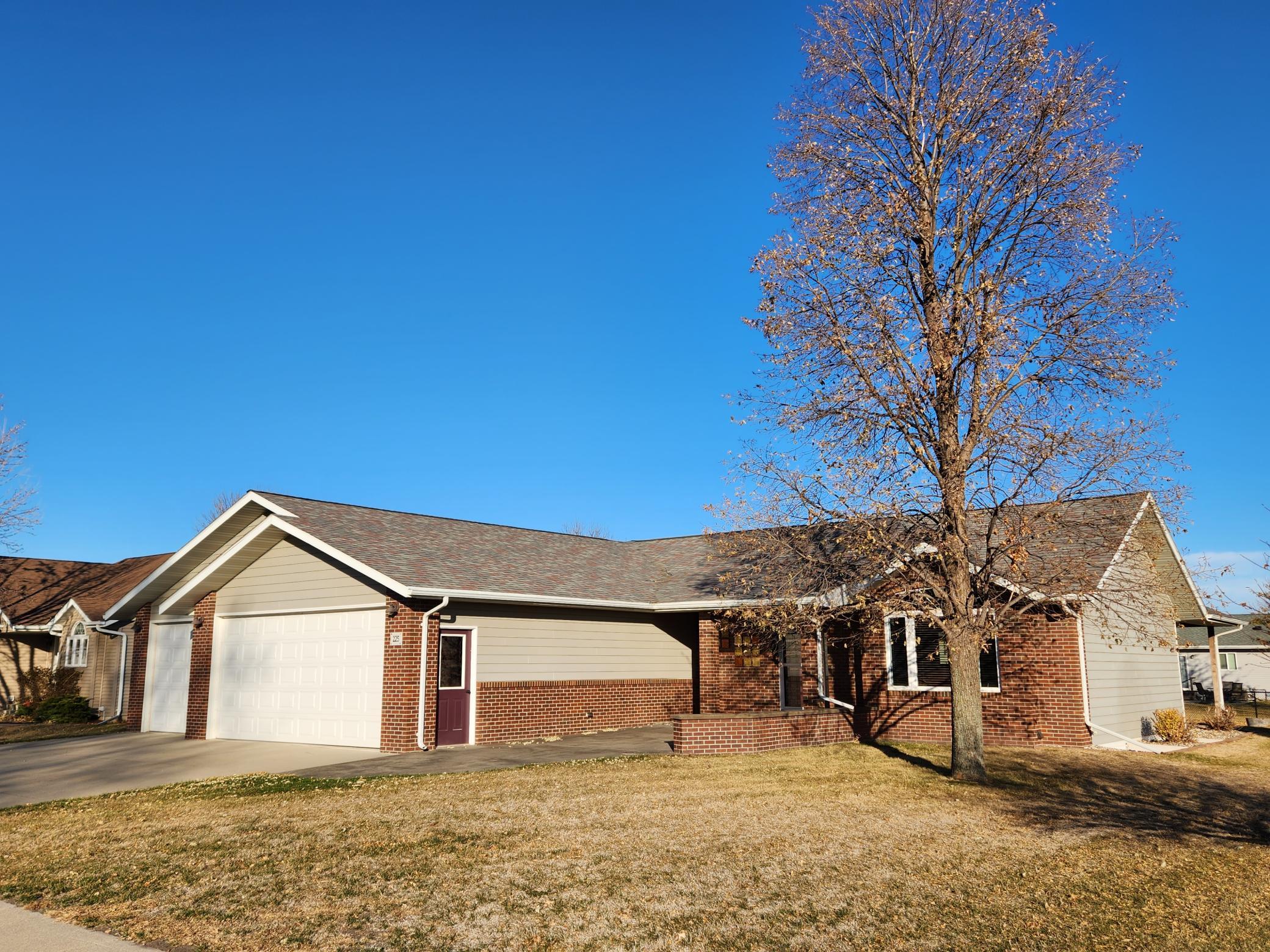 225 London Road Marshall, MN 56258 - Photo 1 of 1 Gallery Image 1