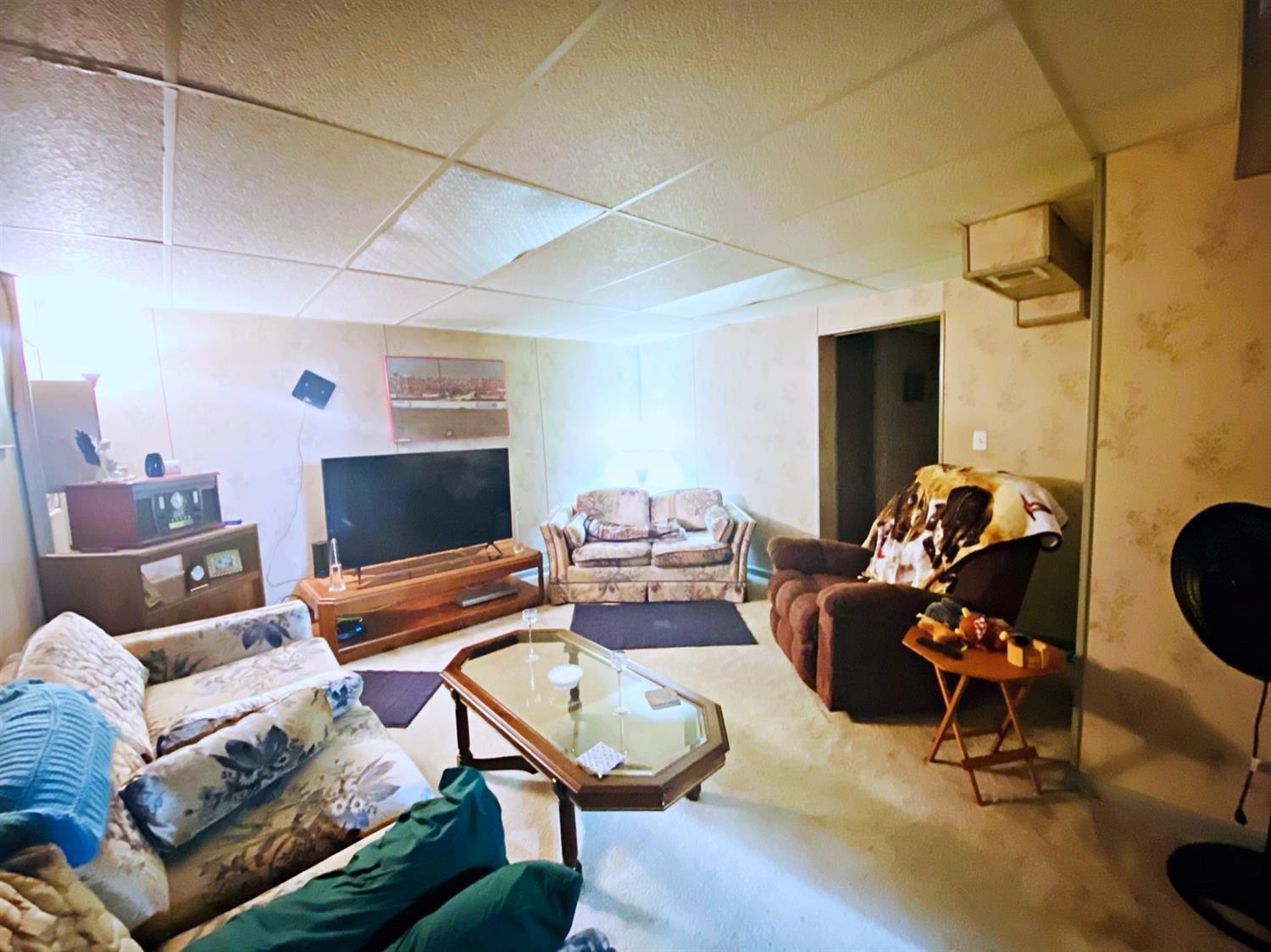 3389 Alexis Road Cincinnati, OH 45239 - Photo 29 of 32