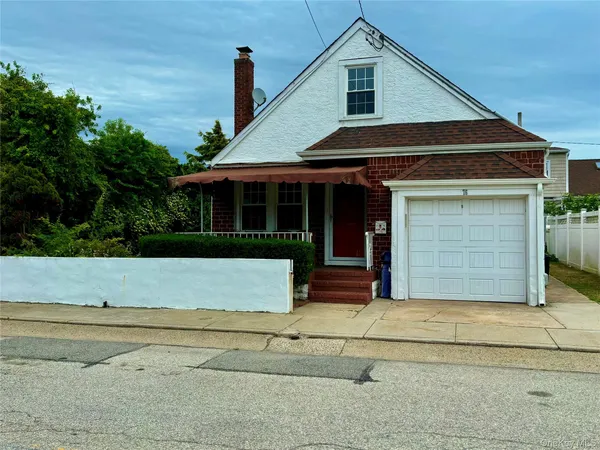 $5,200 | 76 Clayton Avenue, East Atlantic Beach, NY 11561