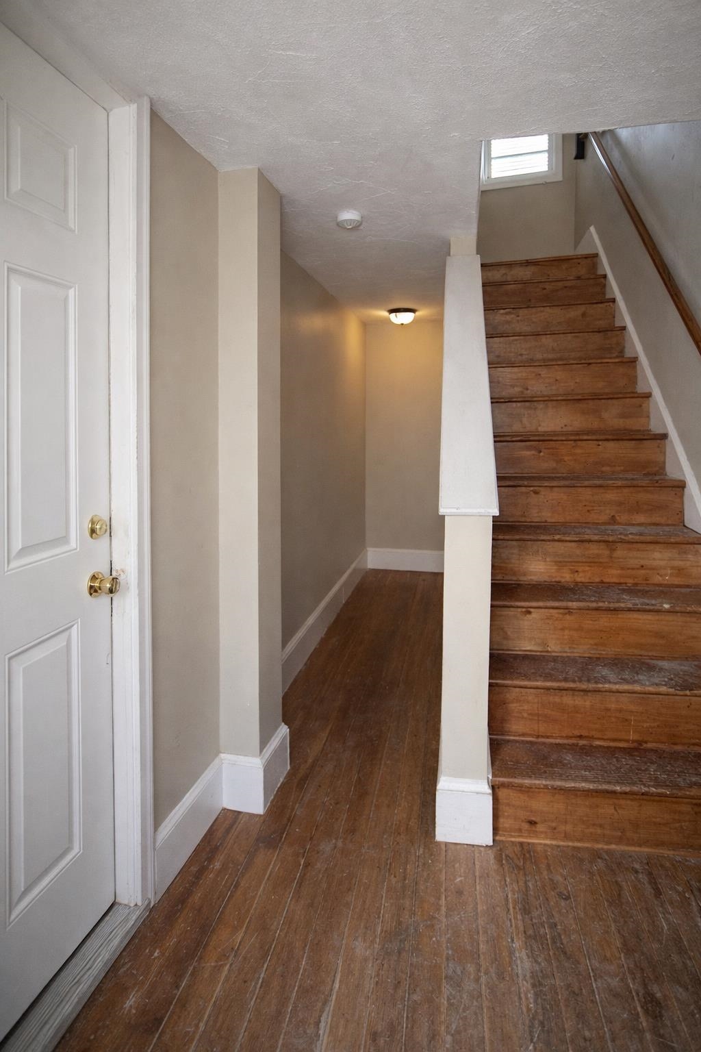 21 South Street Manchester, NH 03104 - Photo 3 of 12