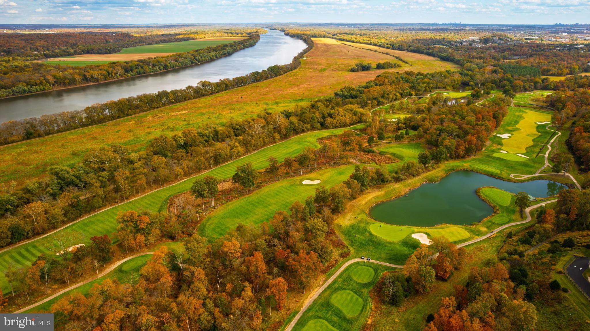 19355 Cypress Ridge Terrace, Unit 114 Leesburg, VA 20176 - Photo 36 of 42 a view of swimming pool and mountain view