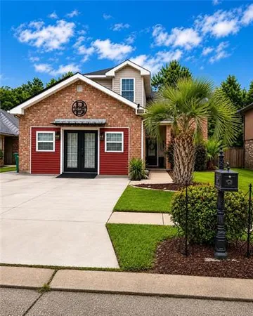 $315,000 | 2008 Southern Oaks Drive, Harvey, LA 70058