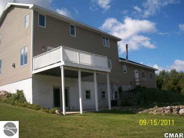 3742 West Baseline Road Mount Pleasant, MI 48858 - Photo 23 of 25 1773681-22.JPG