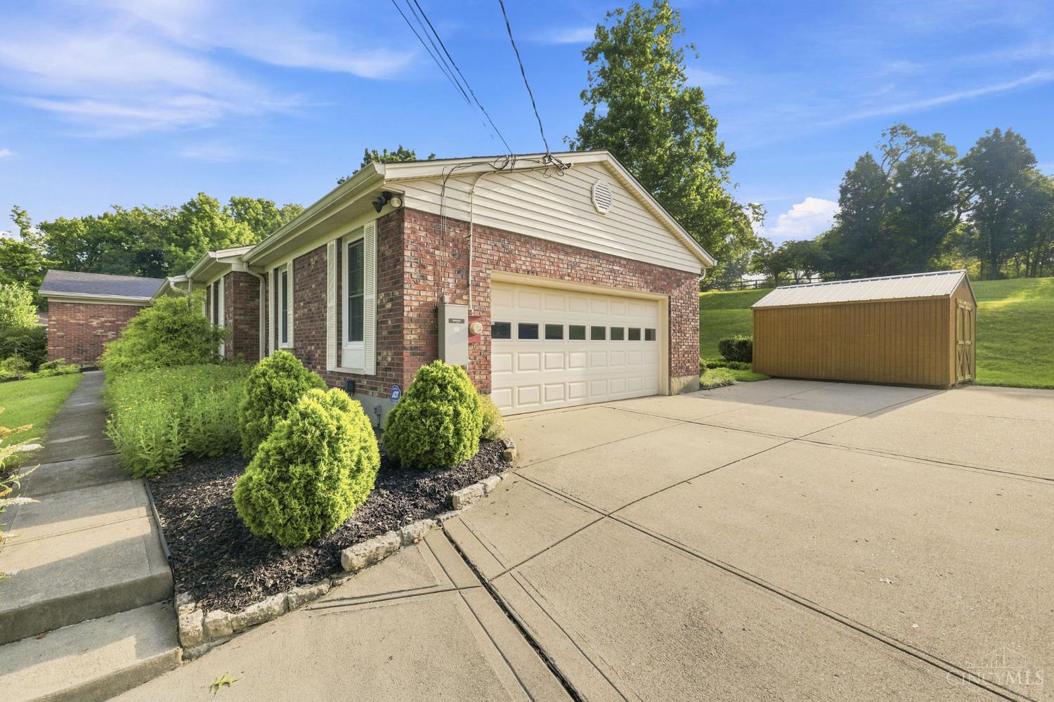 6550 Schweitzerhoff Road Cincinnati, OH 45247 - Photo 39 of 42