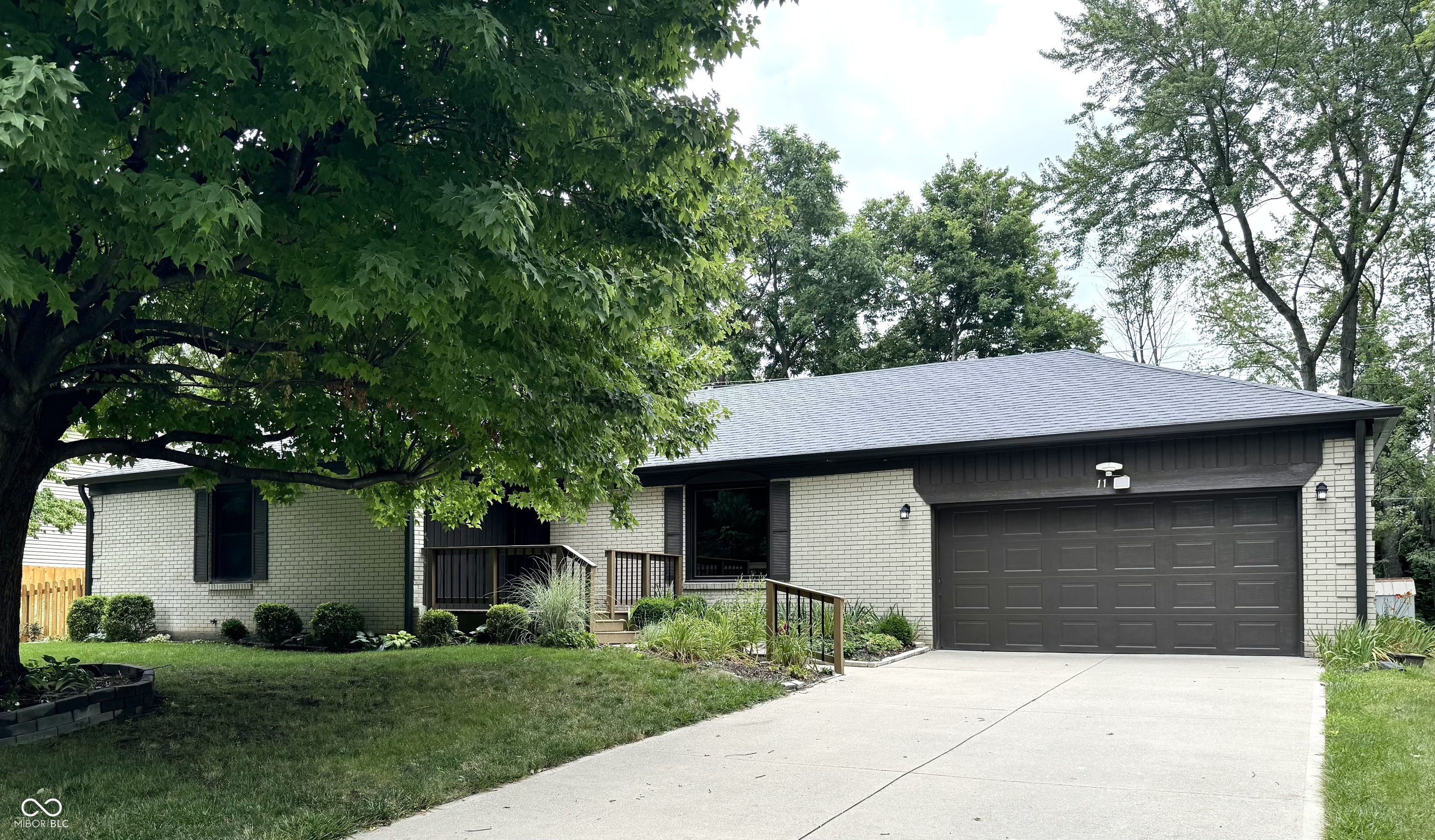 11 North Restin Road Greenwood, IN 46142 - Photo 1 of 28 Gallery Image 1