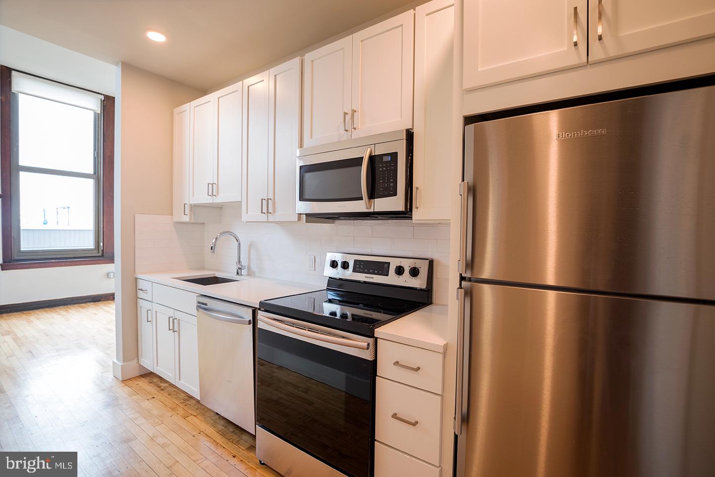 1300 South 19th Street, Unit 101 Philadelphia, PA 19146 - Photo 1 of 17