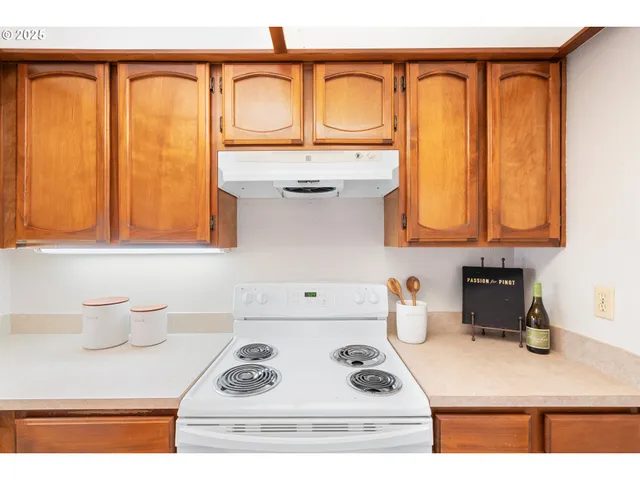 $234,000 | 650 Harlow Road, Unit 240, Springfield, OR 97477