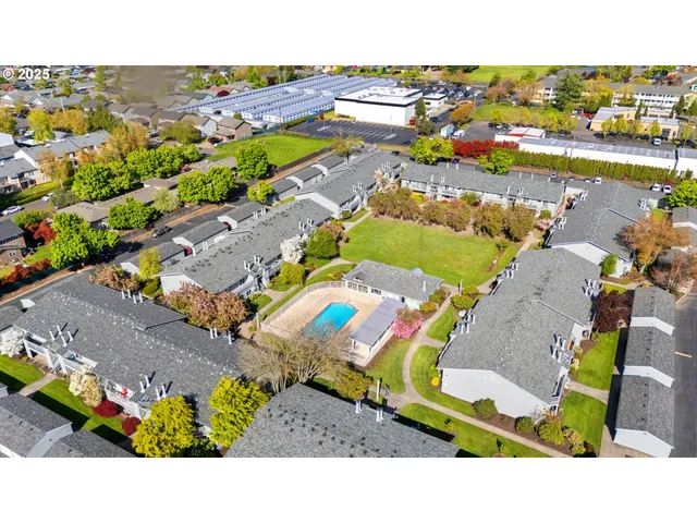 $234,000 | 650 Harlow Road, Unit 240, Springfield, OR 97477