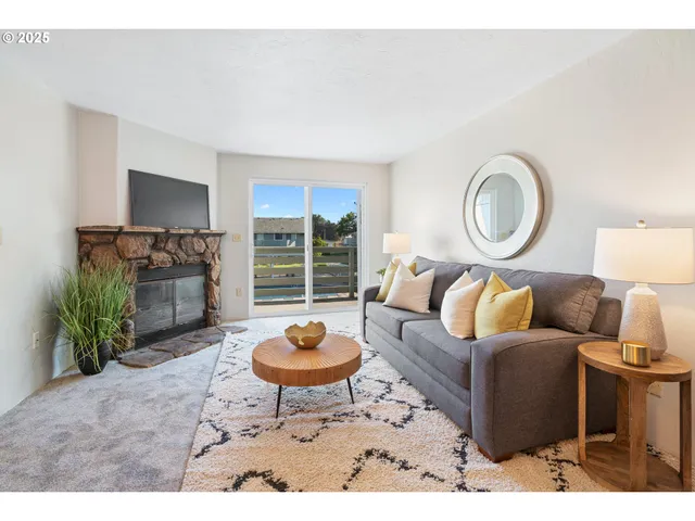 $234,000 | 650 Harlow Road, Unit 240, Springfield, OR 97477