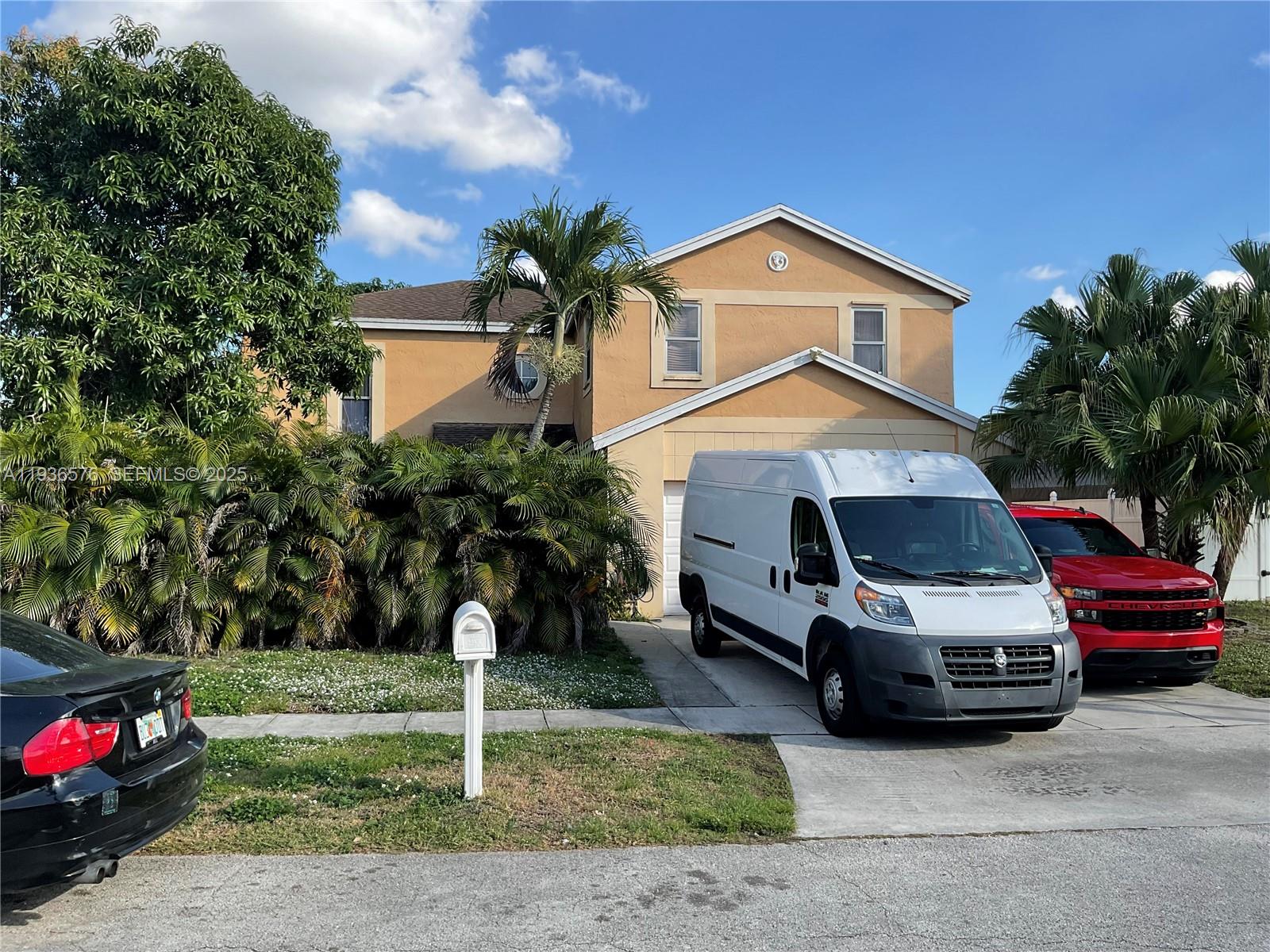 3161 Venice Way Miramar, FL 33025 - Photo 2 of 37 a house view with a garden space