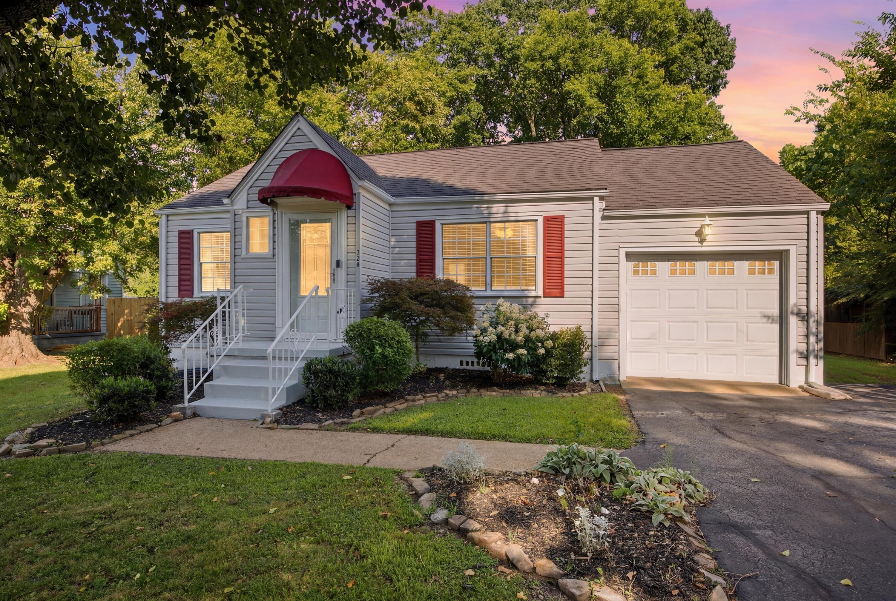 718 Pyron Lane Chattanooga, TN 37412 - Photo 26 of 26 Front of Home