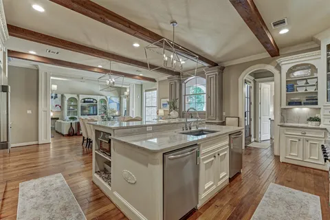 $1,299,900 | 106 Fairwater Drive, Montgomery, TX 77356