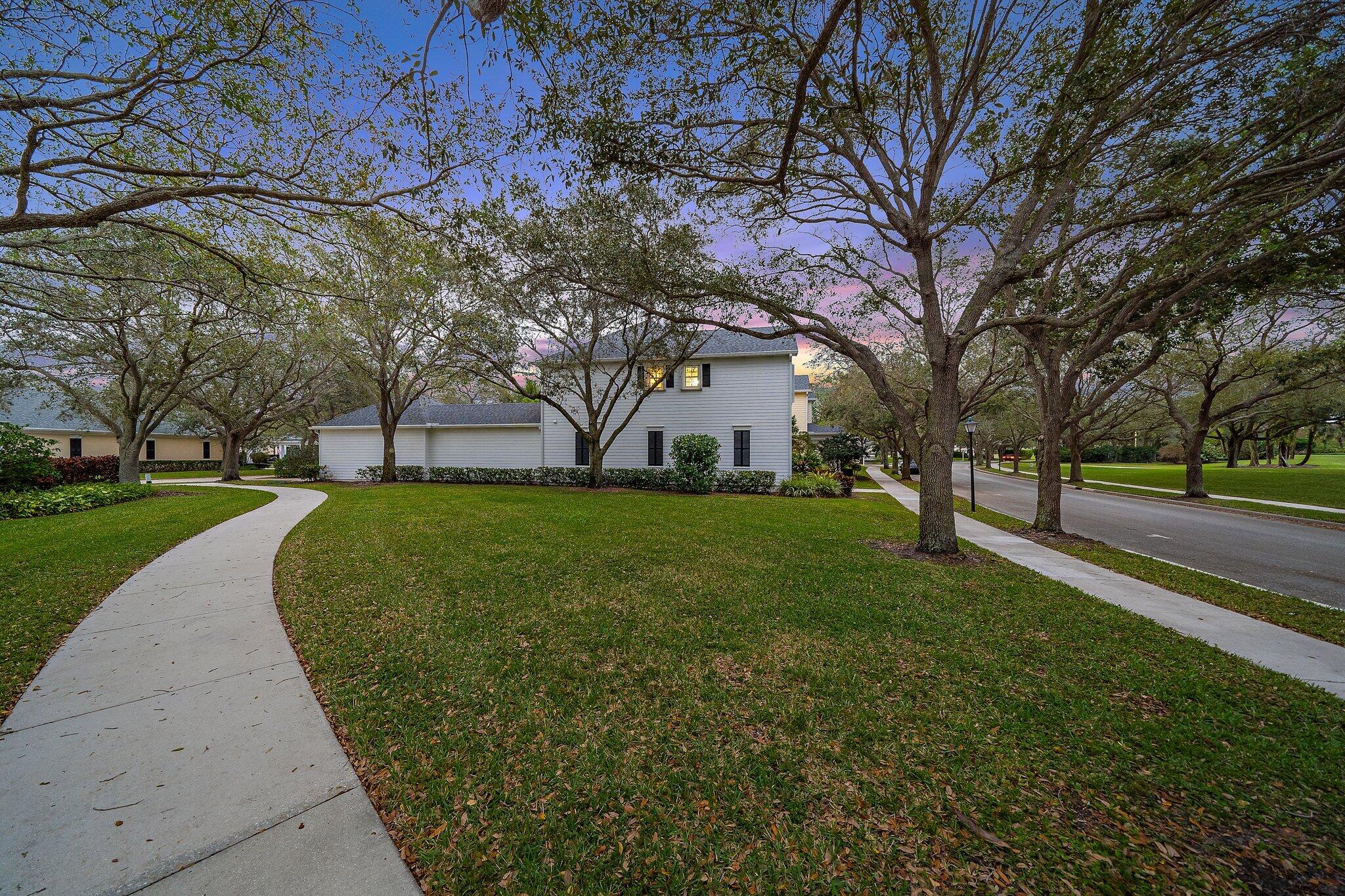 313 Barbados Drive Jupiter, FL 33458 - Photo 6 of 58 6