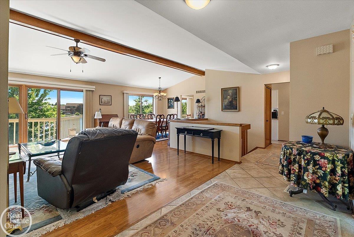 3286 Sandy Point Utica, MI 48316 - Photo 14 of 67