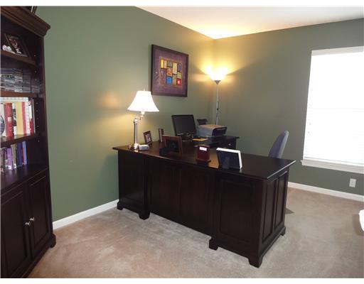 5010 Venice Road Pittsburgh, PA 15209 - Photo 12 of 18 Bedroom. 4th bedroom currently used as an office.