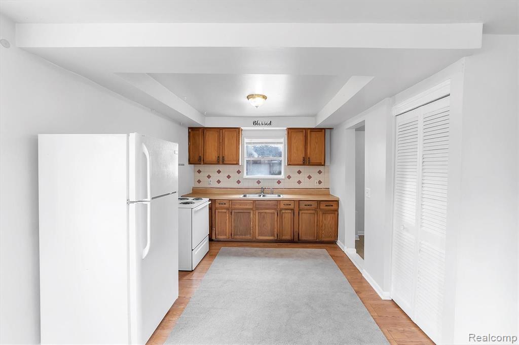 322 Michelson Road Rochester Hills, MI 48307 - Photo 10 of 31