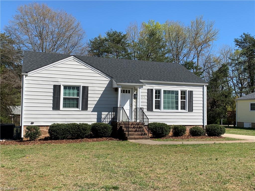 4004 Merton Road Greensboro, NC 27455 - Photo 1 of 29 Front View