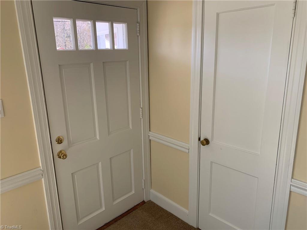 4004 Merton Road Greensboro, NC 27455 - Photo 14 of 29 Closet at entry