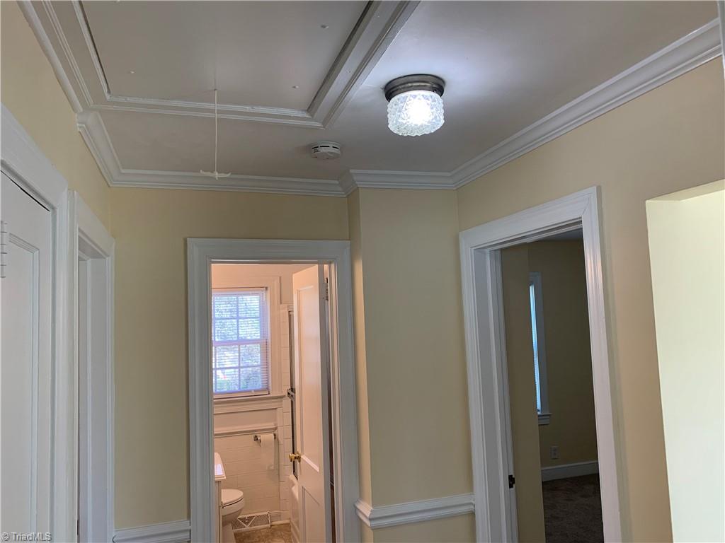 4004 Merton Road Greensboro, NC 27455 - Photo 18 of 29 Hallway View