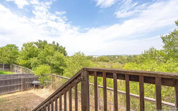 $2,200 | 1306 Hummingbird, San Antonio, TX 78245