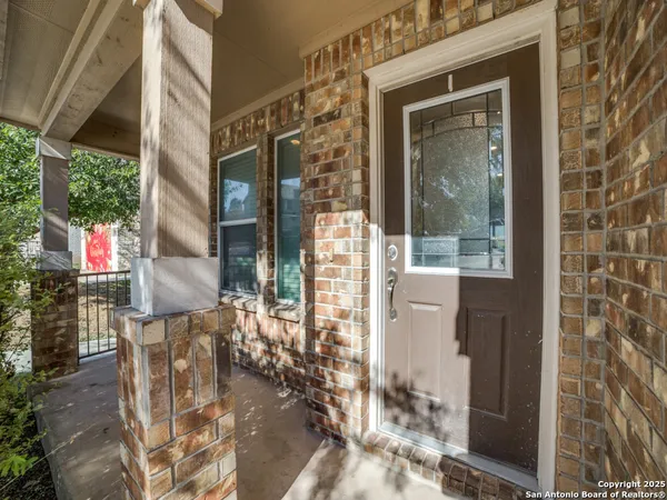 $2,200 | 1306 Hummingbird, San Antonio, TX 78245