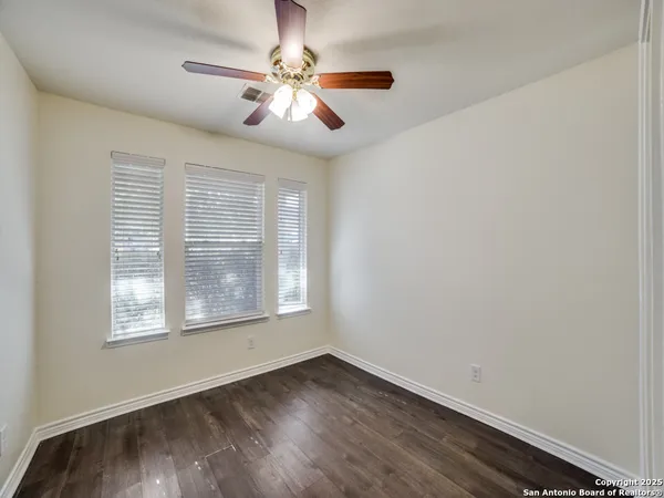 $2,200 | 1306 Hummingbird, San Antonio, TX 78245