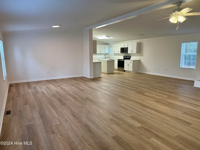 $219,500 | 930 Willis Neck Road, Vanceboro, NC 28586