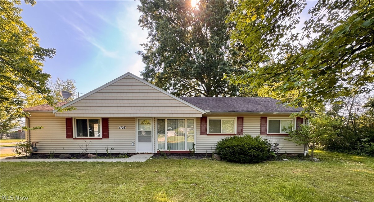 1723 Lander Road Mayfield Heights, OH 44124 - Photo 1 of 25