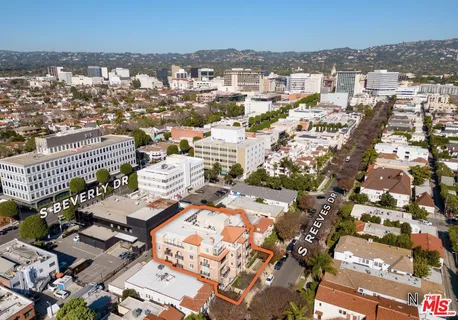 $14,250,000 | 313 South Reeves Drive, Beverly Hills, CA 90212