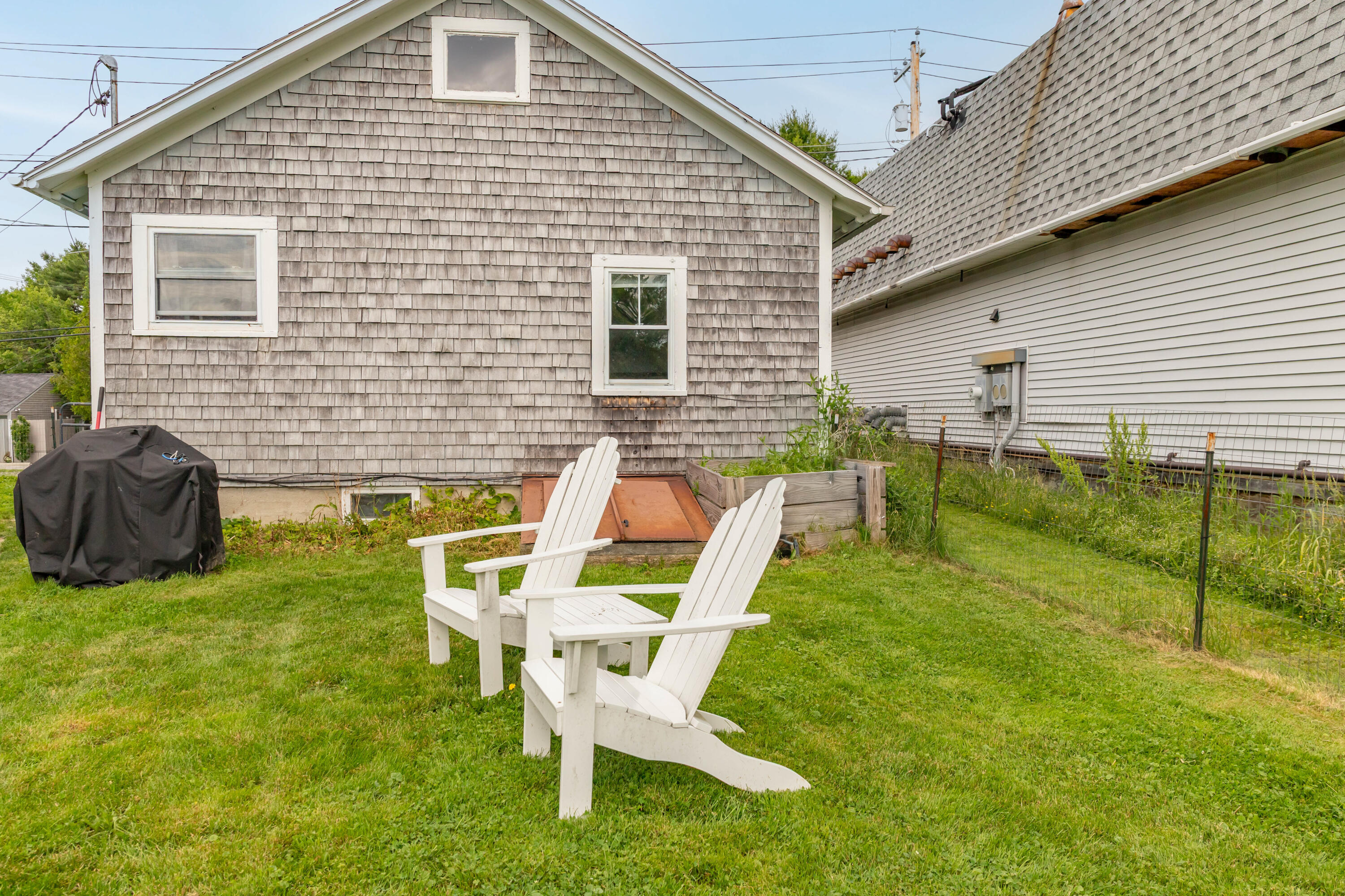 9 Ellsworth Road Blue Hill, ME 04614 - Photo 8 of 34 9 Ellsworth Road Int-ext-20