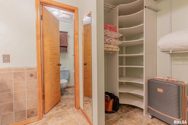 $499,000 | 15751 East Tolle Road, Mount Vernon, IL 62864