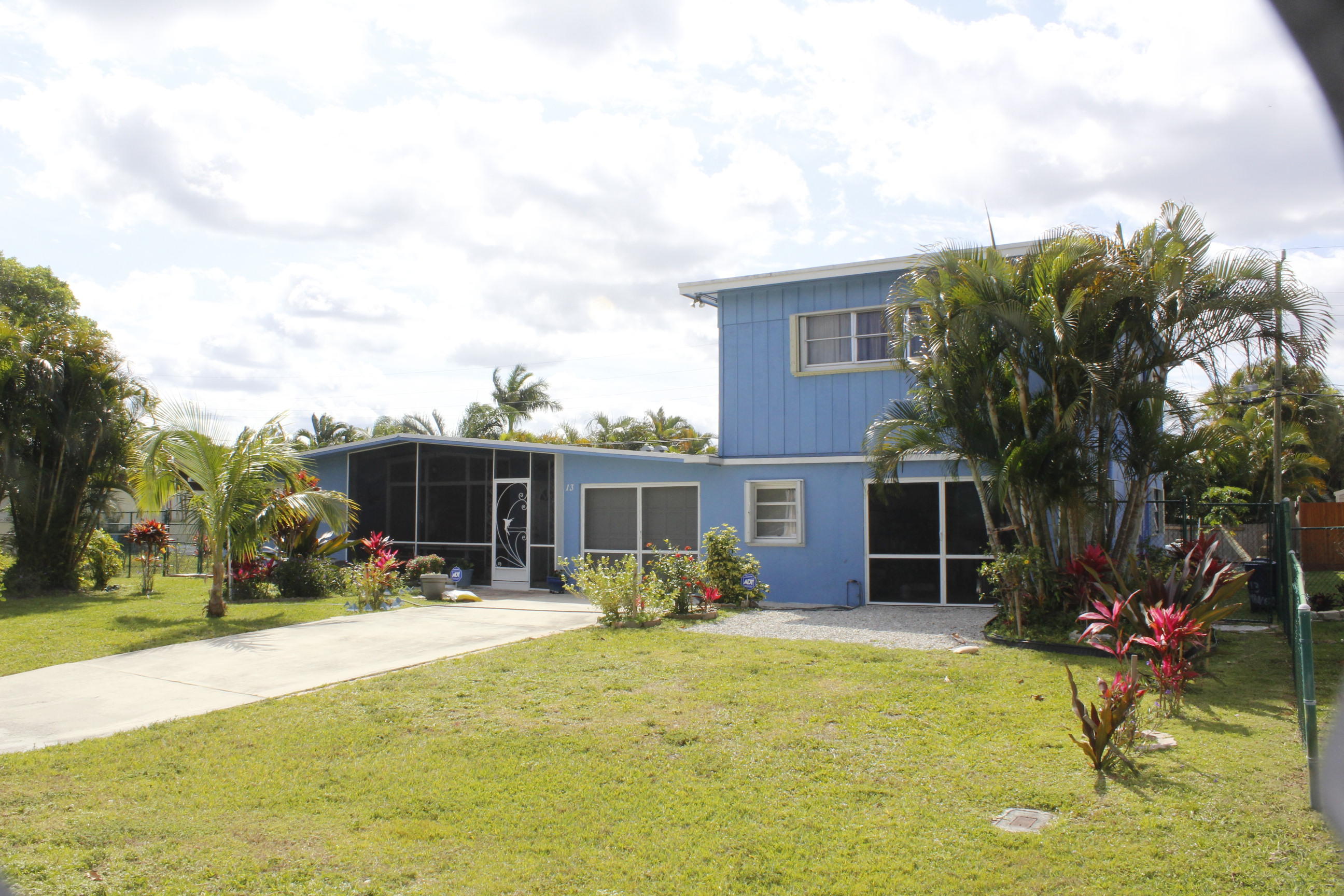 13 West Mango Road Lake Worth, FL 33467 - Photo 4 of 65 _MG_3489