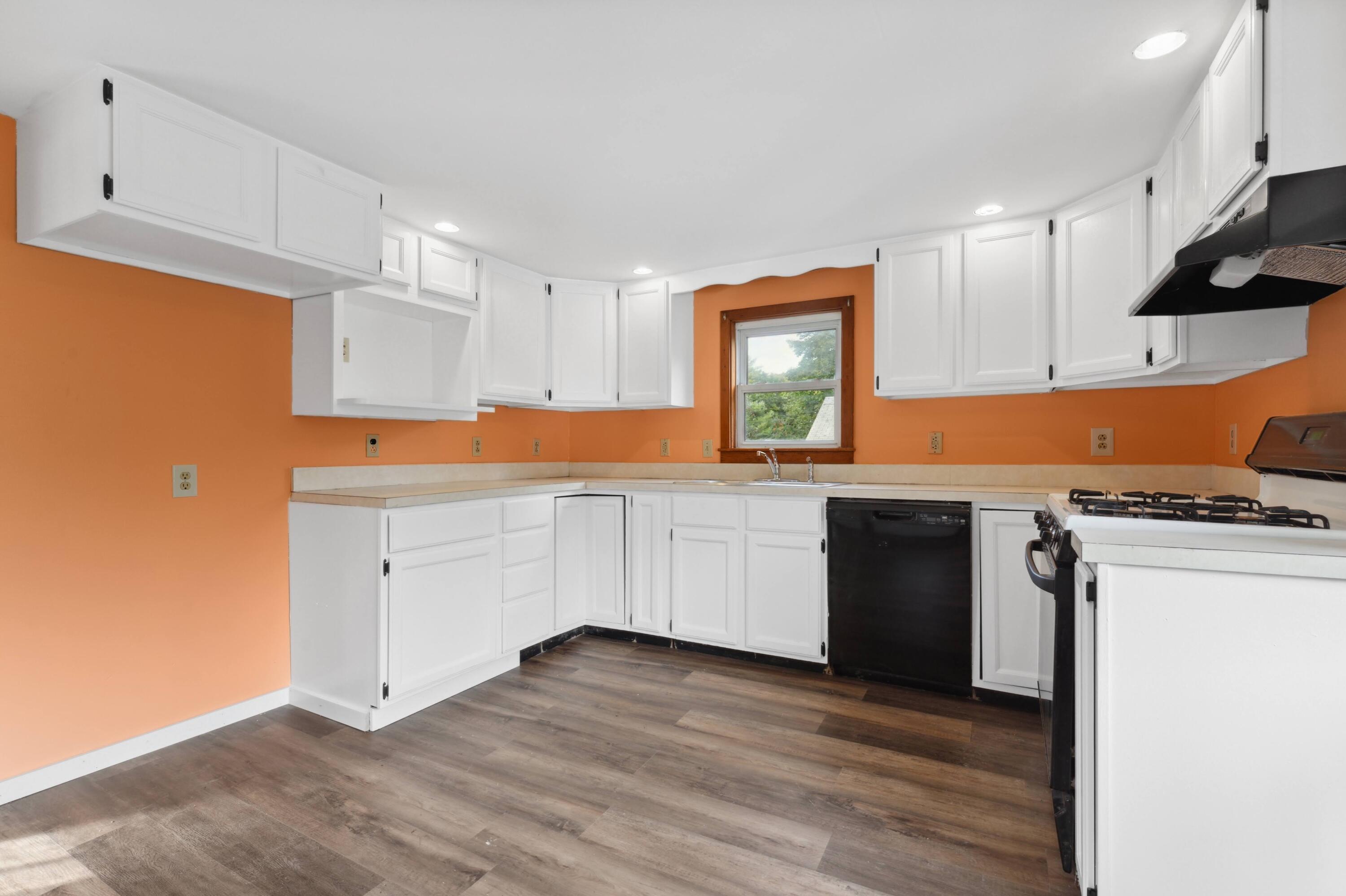 1857 Main Street Fayette, ME 04349 - Photo 6 of 27 DSC03334_Original