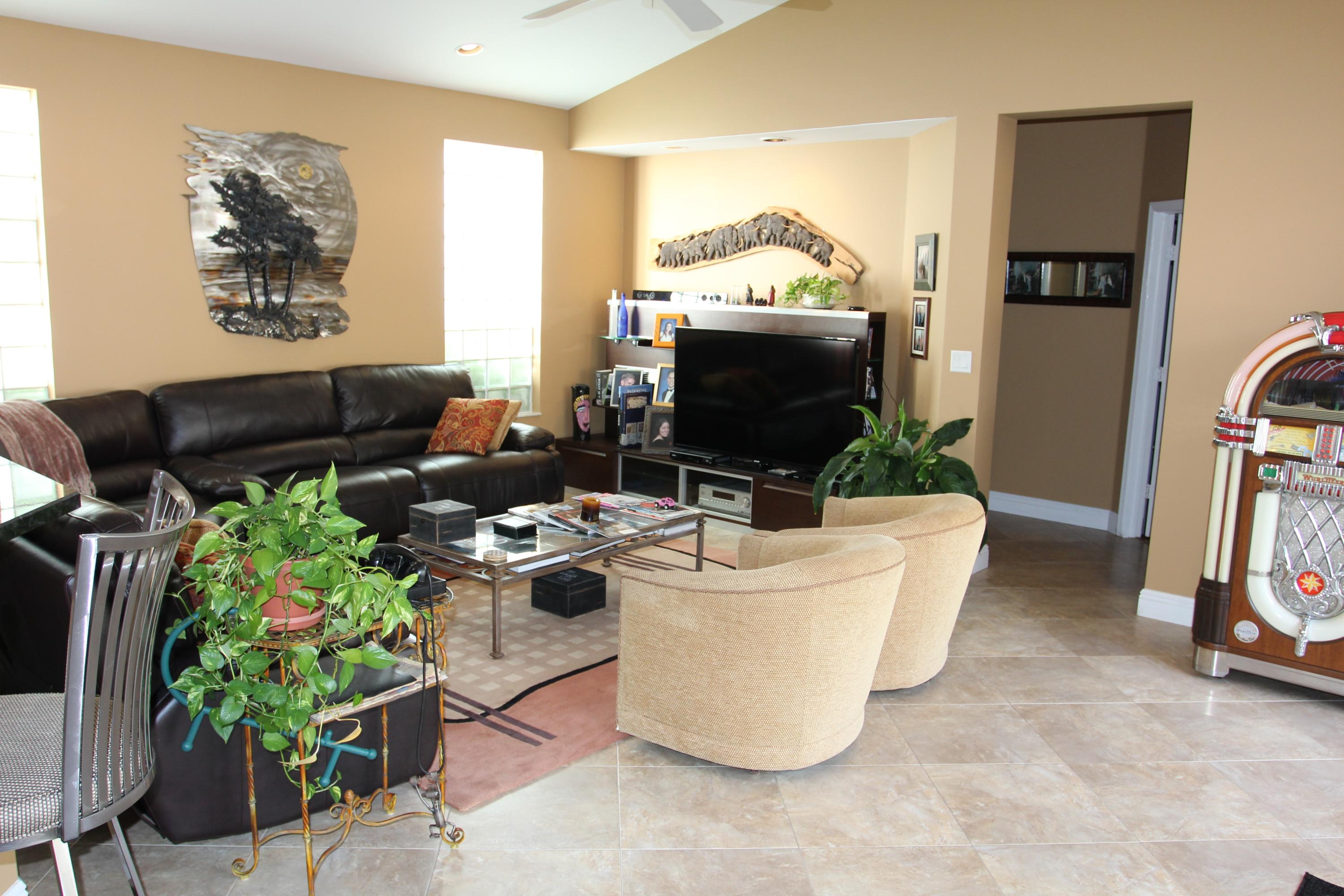 2540 Northwest 24th Street Boca Raton, FL 33434 - Photo 8 of 23 Family Room