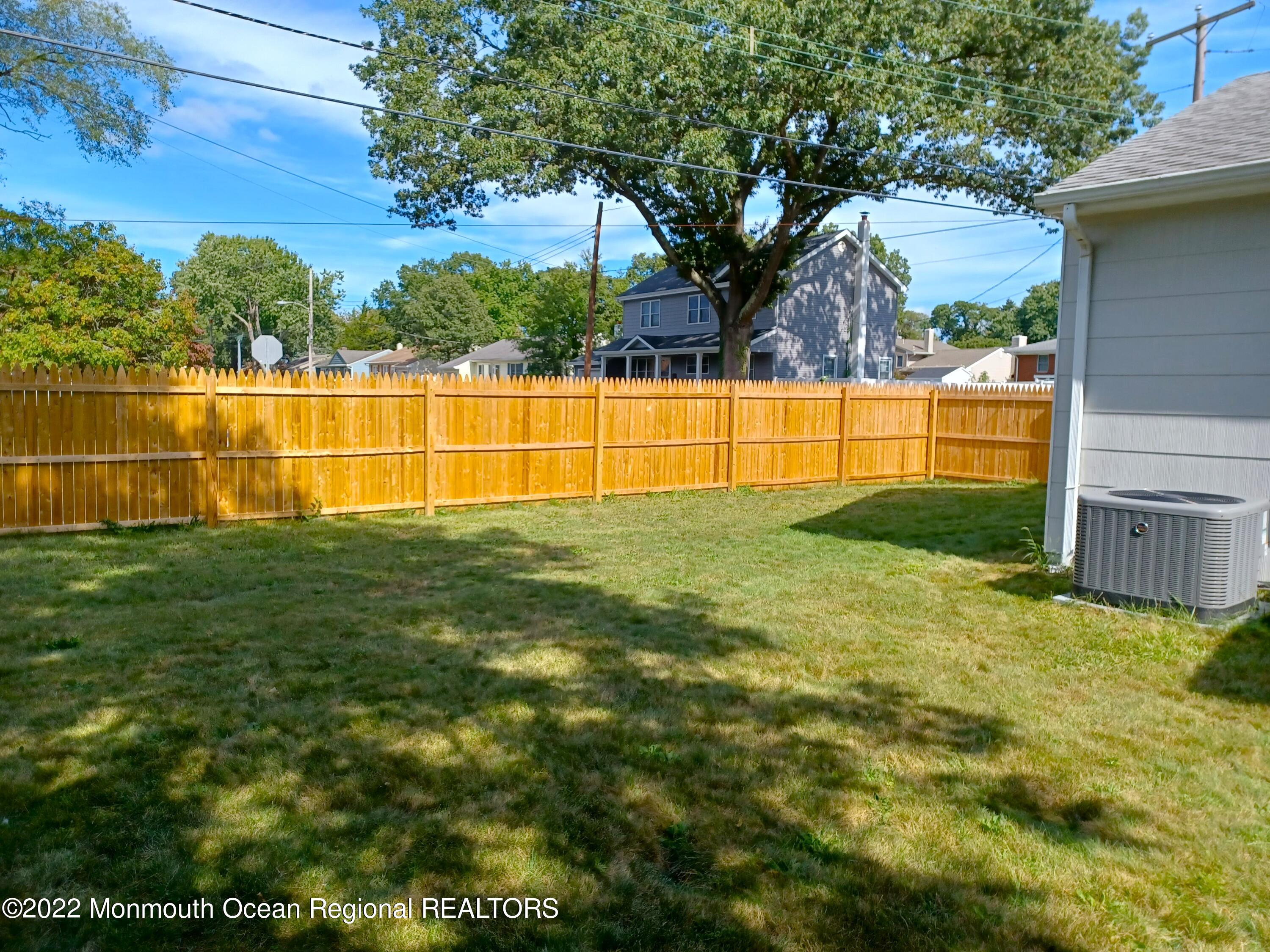 1301 Charles Street Point Pleasant, NJ 08742 - Photo 24 of 24 Yard
