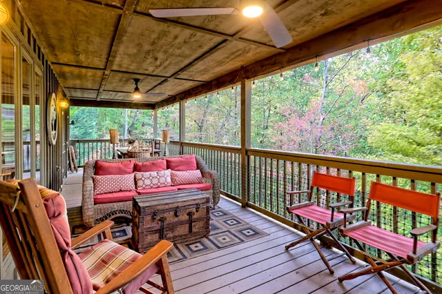 $399,900 | 183 Vista Dell Lane, Lakemont, GA 30552