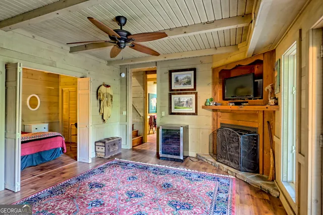 $399,900 | 183 Vista Dell Lane, Lakemont, GA 30552