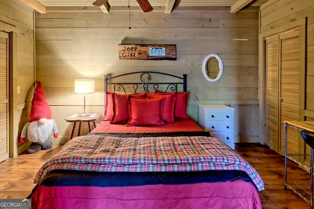 $399,900 | 183 Vista Dell Lane, Lakemont, GA 30552