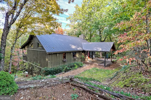 $399,900 | 183 Vista Dell Lane, Lakemont, GA 30552