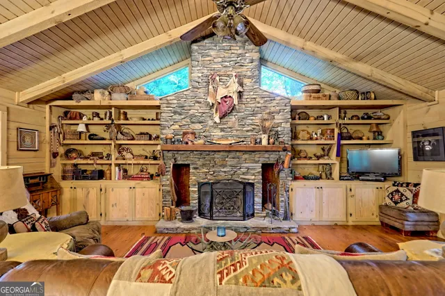 $399,900 | 183 Vista Dell Lane, Lakemont, GA 30552