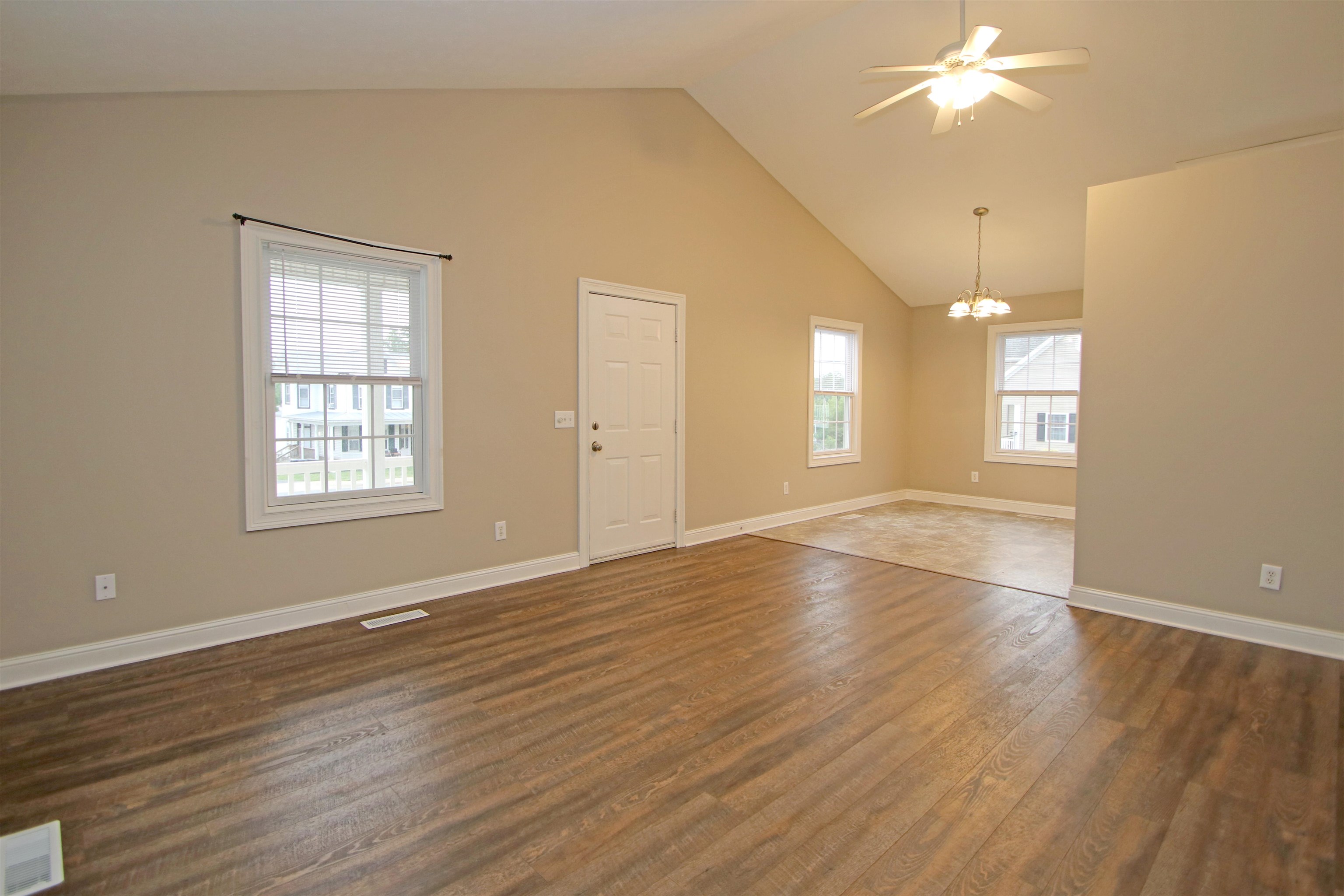 438 West Market Street Harrisonburg, VA 22802 - Photo 5 of 17
