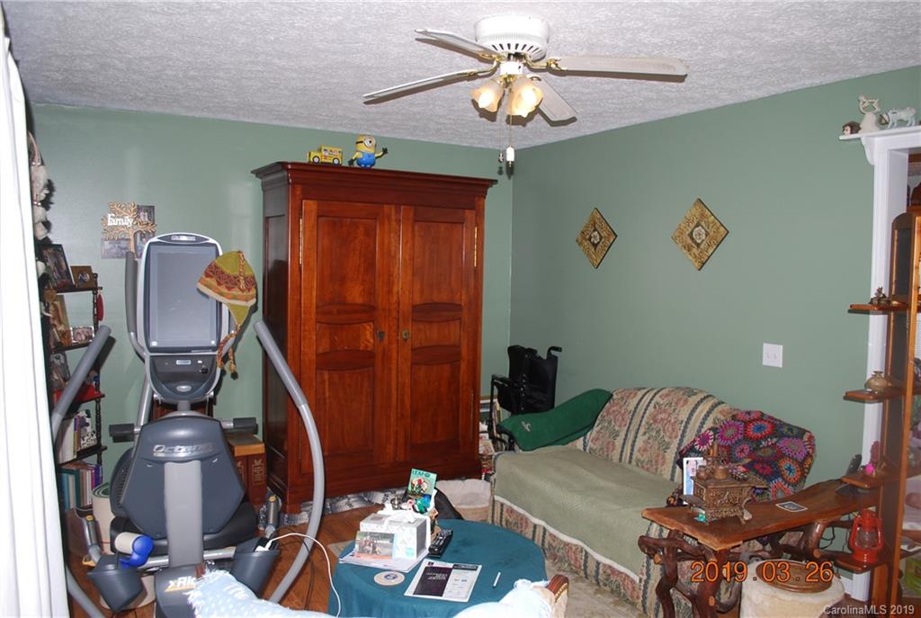 623 Deer Park Road Nebo, NC 28761 - Photo 5 of 33 Gallery Image 5