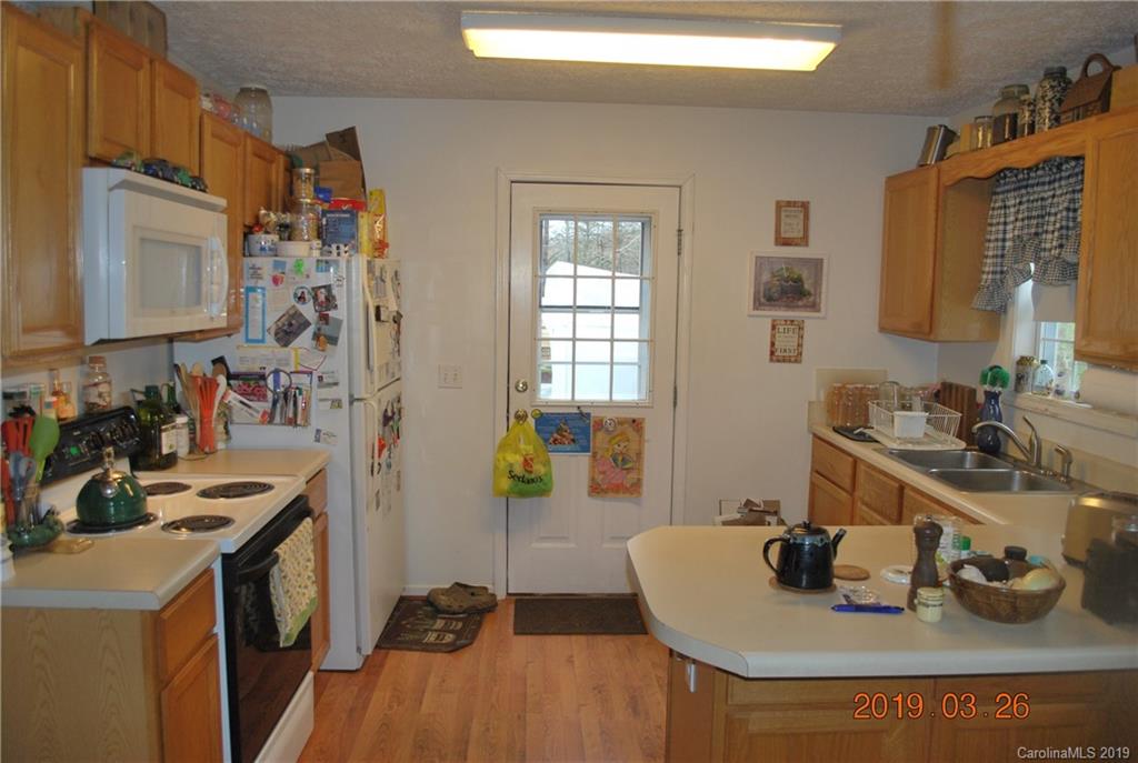 623 Deer Park Road Nebo, NC 28761 - Photo 9 of 33 Gallery Image 9