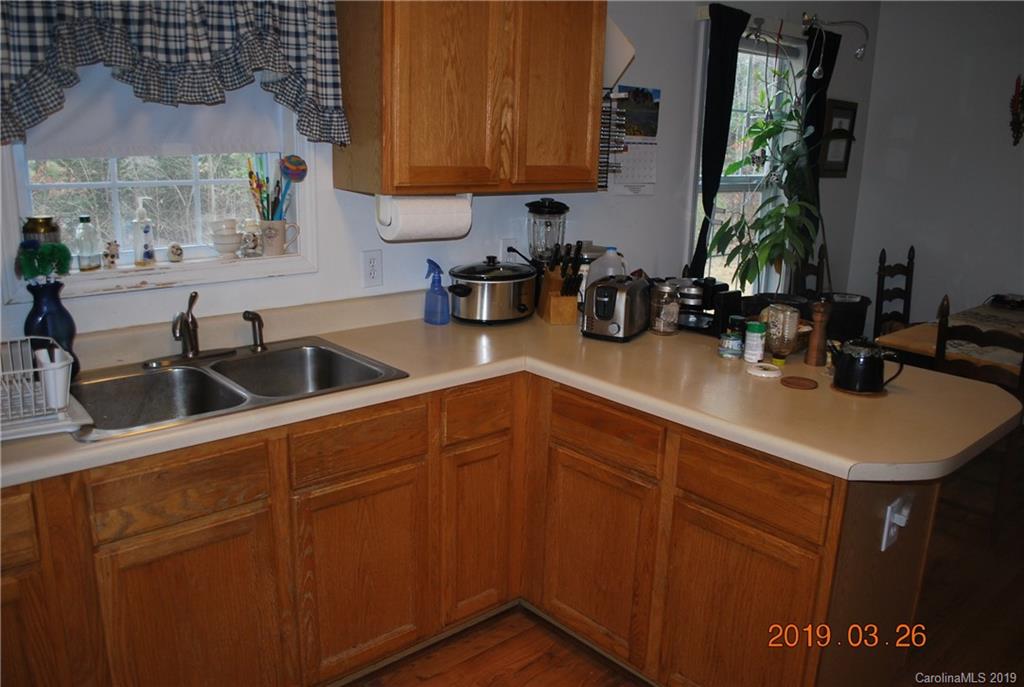 623 Deer Park Road Nebo, NC 28761 - Photo 10 of 33 Gallery Image 10