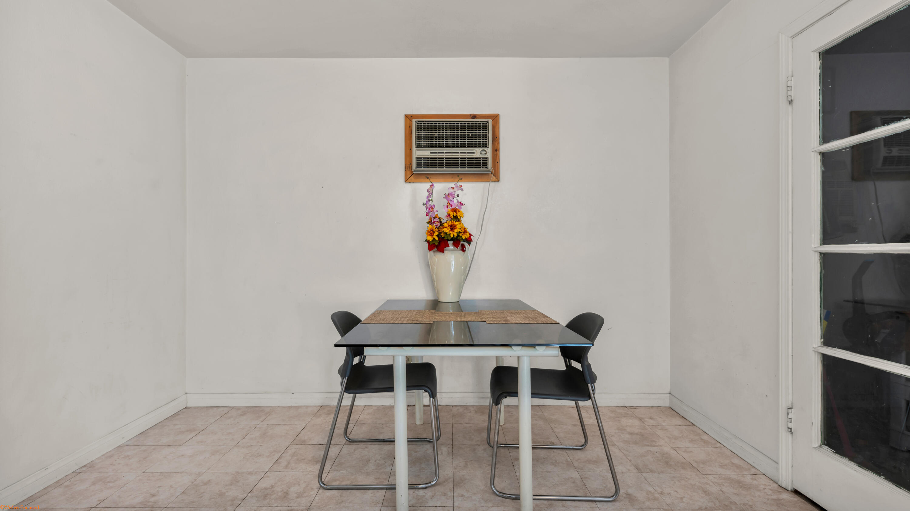 4267 East Sunny Dunes Road Palm Springs, CA 92264 - Photo 4 of 29 Dining